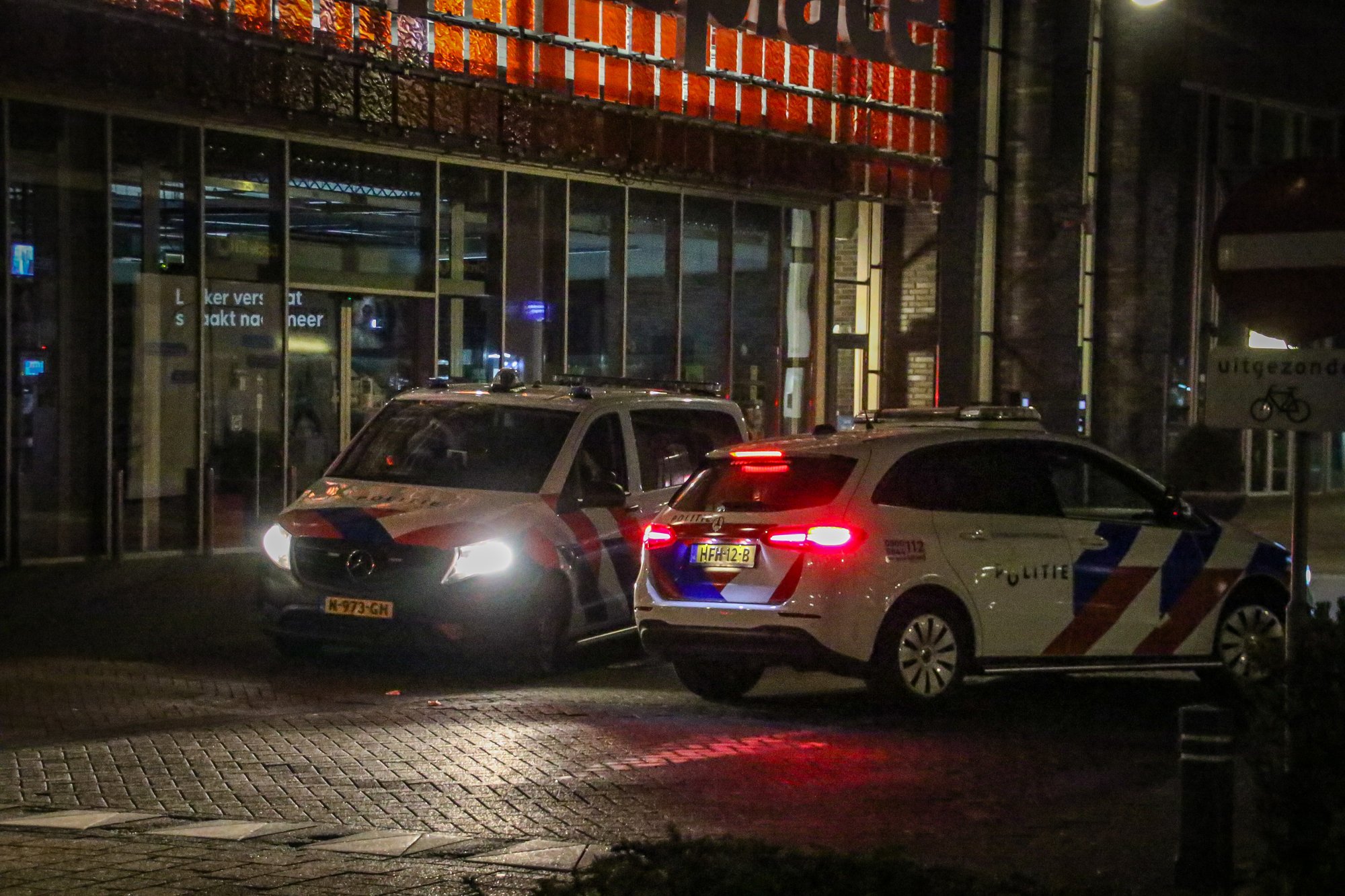 Extra politie-inzet bij station Lelystad na uitschakeling Marokko op WK