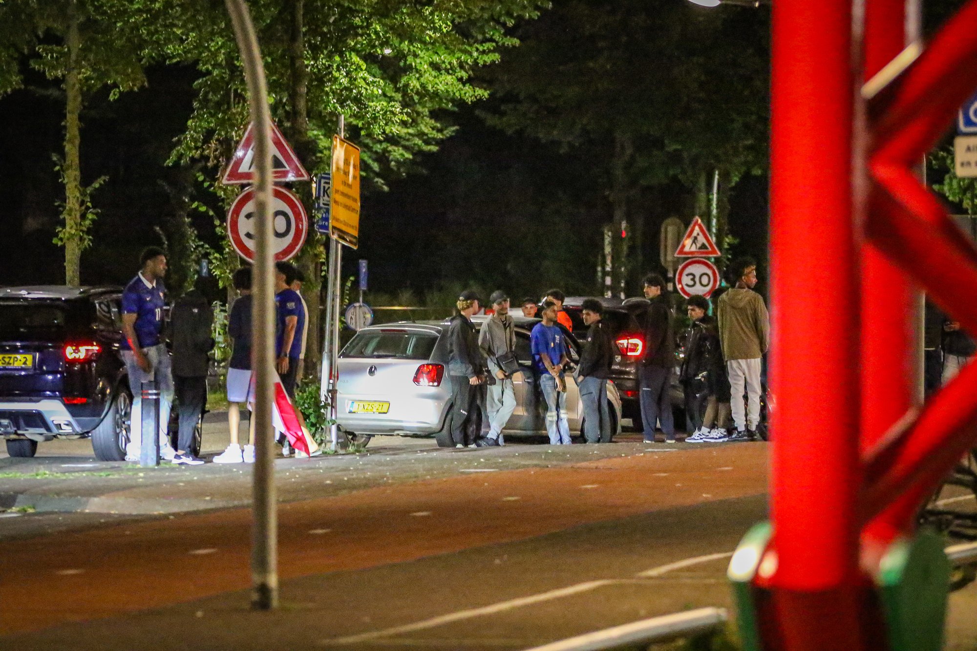 Extra politie-inzet bij station Lelystad na uitschakeling Marokko op WK