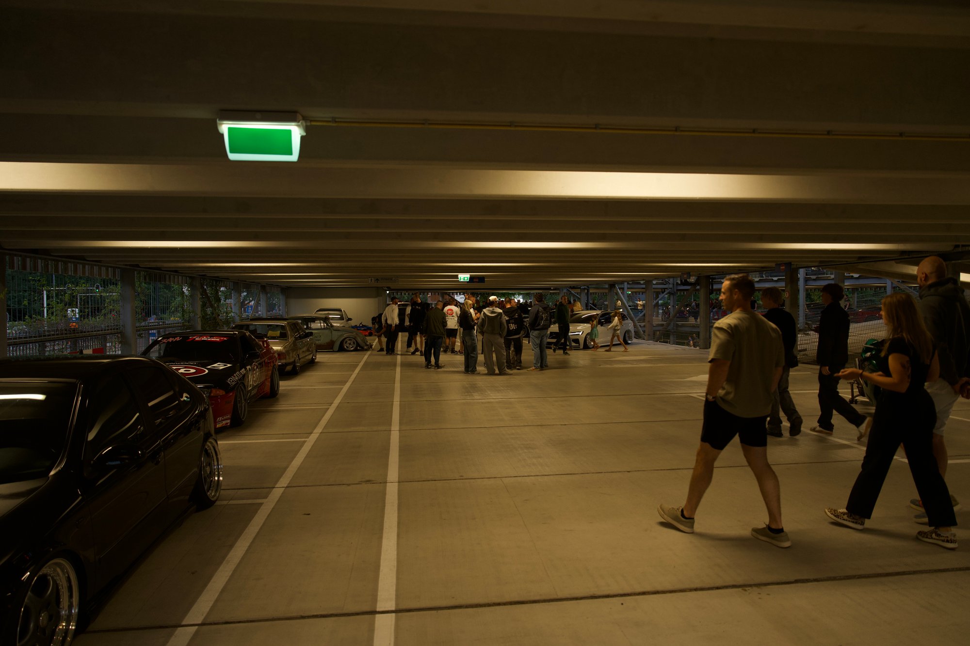 Grote belangstelling voor carmeet bij P+R Genneper Parken in Eindhoven