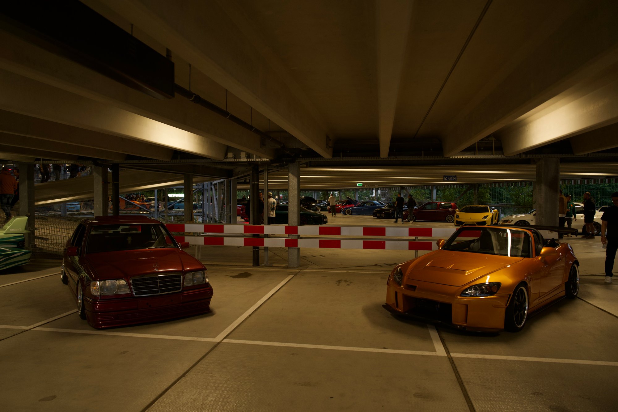 Grote belangstelling voor carmeet bij P+R Genneper Parken in Eindhoven