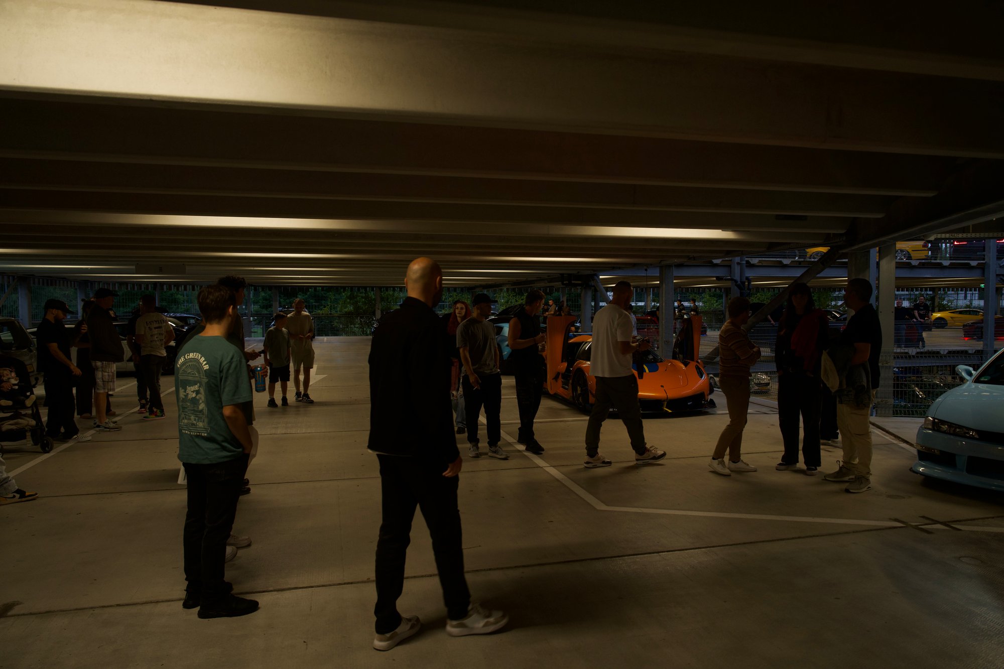 Grote belangstelling voor carmeet bij P+R Genneper Parken in Eindhoven