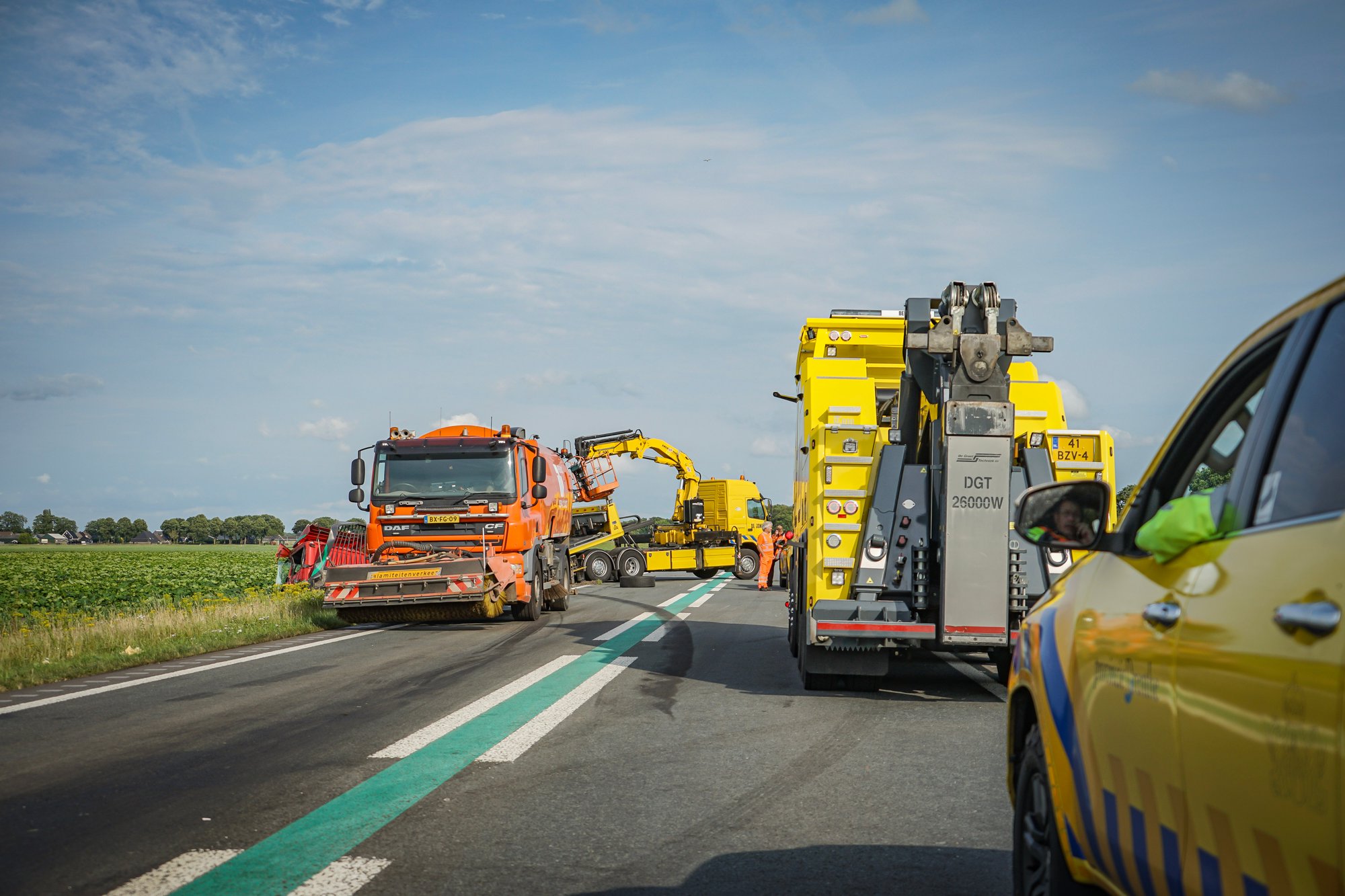N381 tussen Hoogersmilde en Appelscha tot vanavond afgesloten na ernstig ongeval