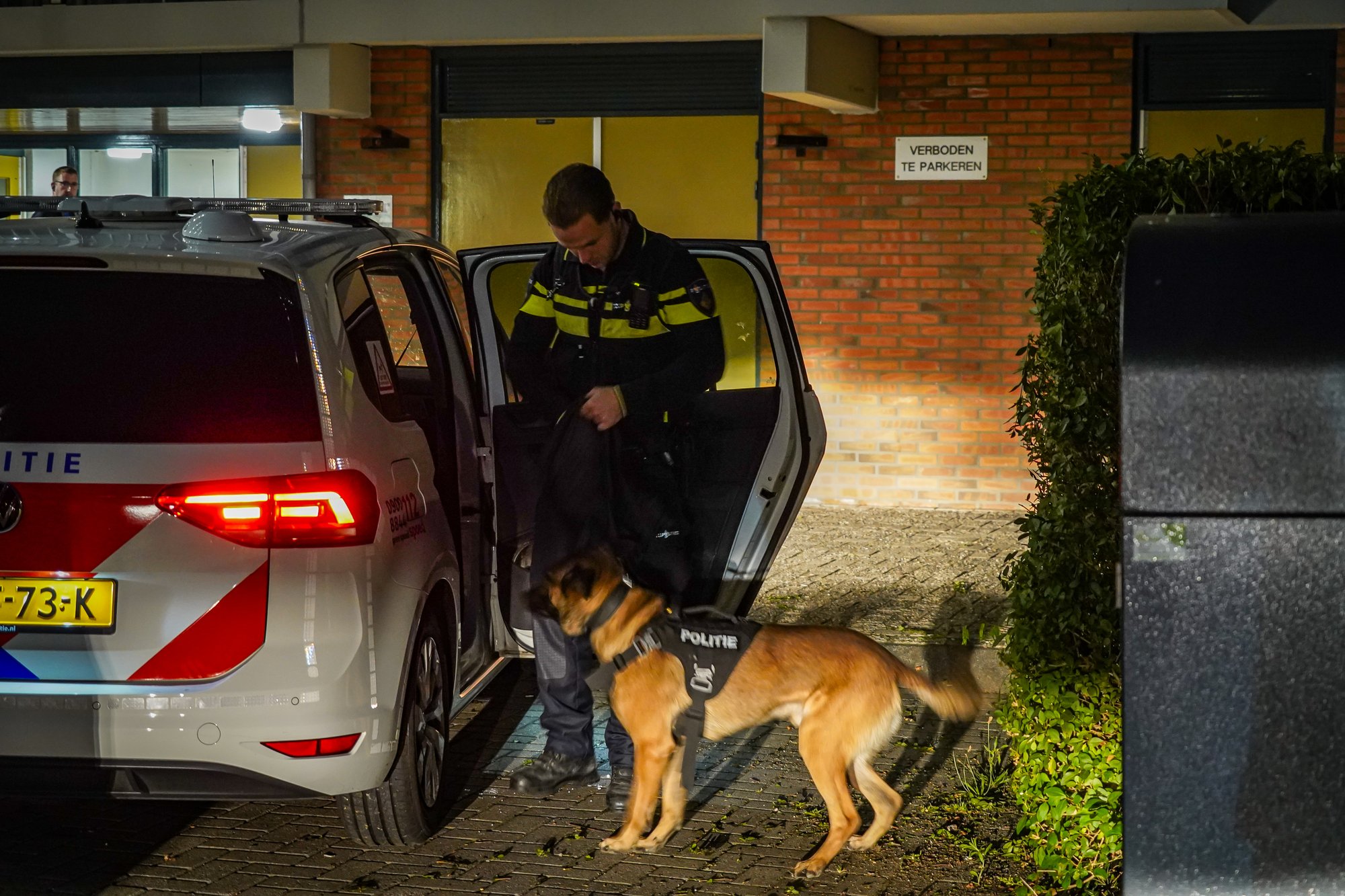 Persoon aangehouden na mogelijke steekpartij in flat aan Oude Meerdijk in Emmen