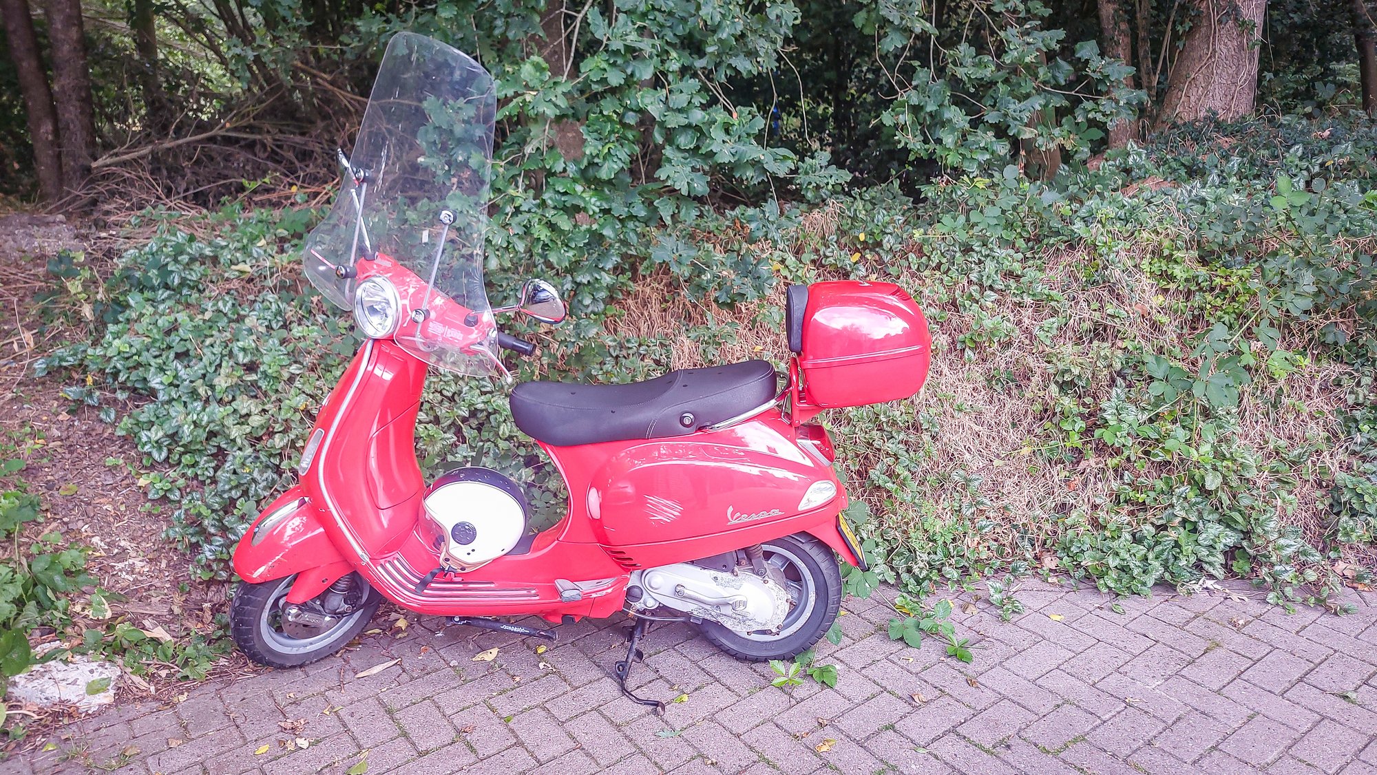 Scooterrijder gewond bij eenzijdig ongeval in Lieveren
