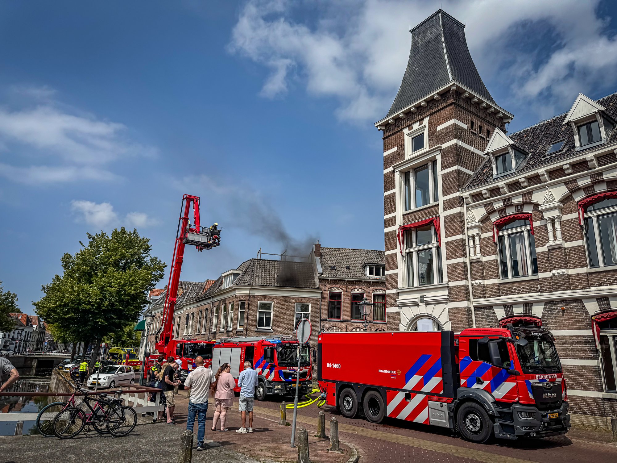 Woningbrand aan de Burgwal in Kampen