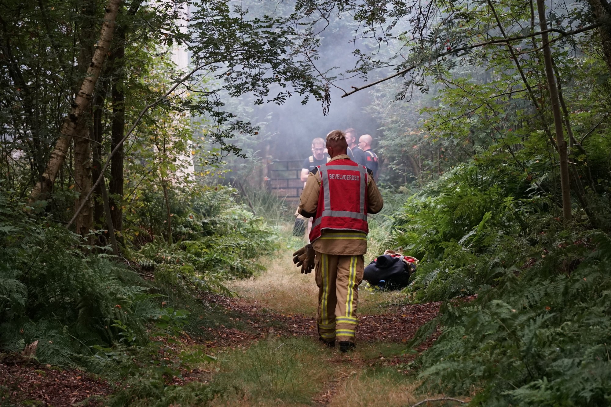 Bosbrand uitgebroken langs Rondweg bij Emmerschans