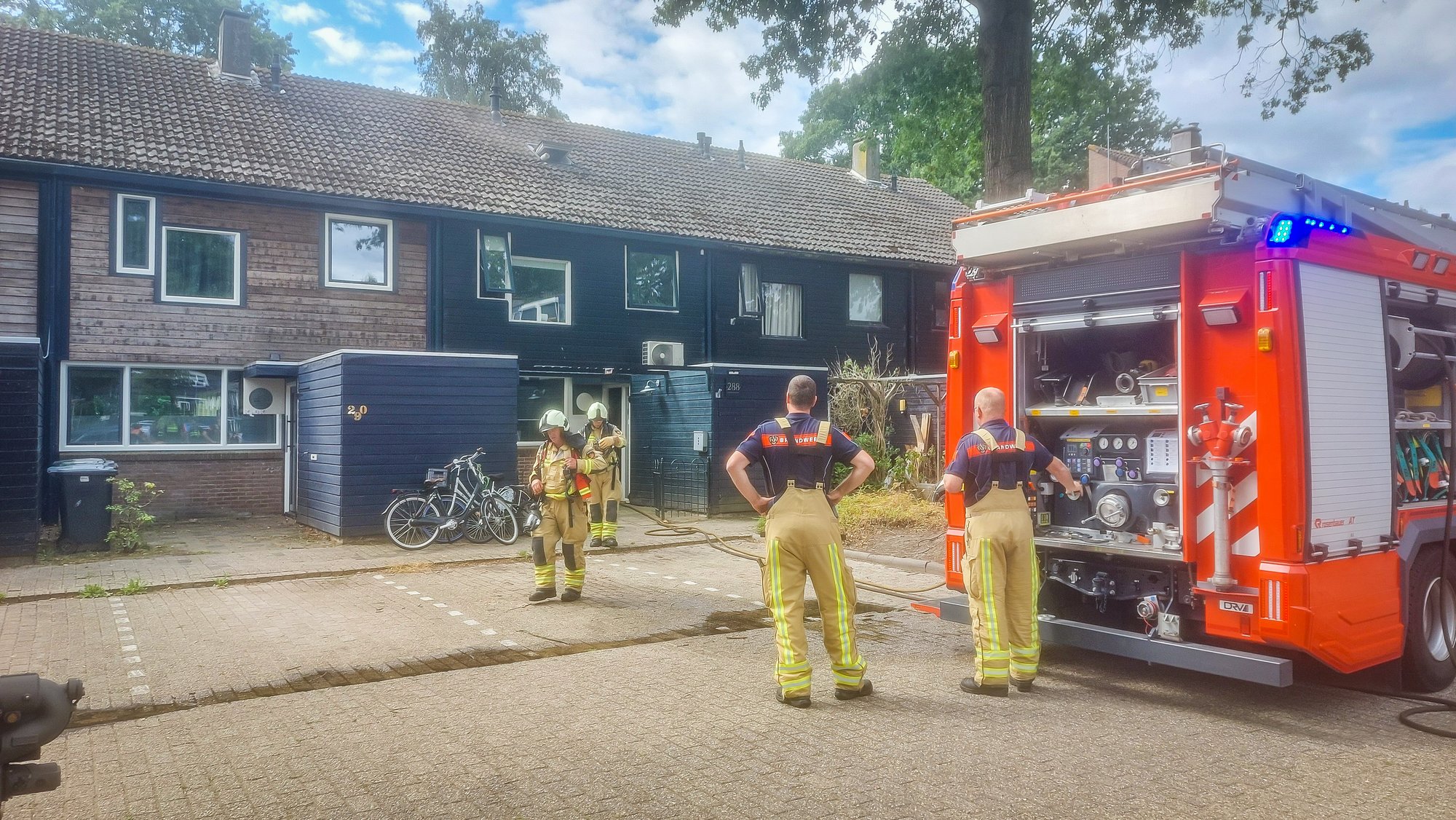 Brand in meterkast van woning aan Ruinerbrink in Emmen snel geblust