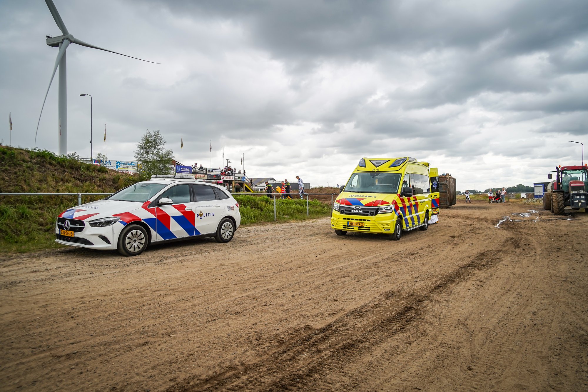 Ernstig eenzijdig ongeval met crossmotor bij Motodrome Emmer-Compascuum