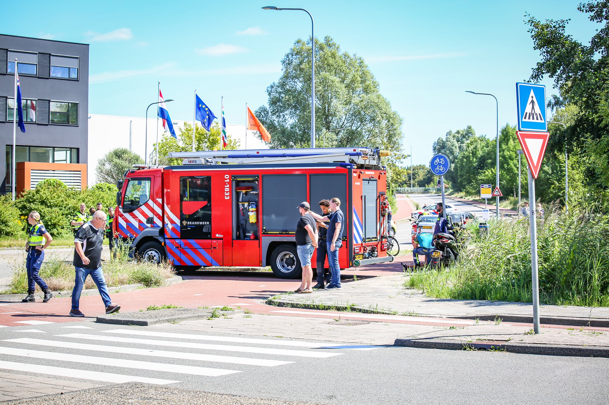 Ernstige aanrijding tussen fietser en auto in Groningen