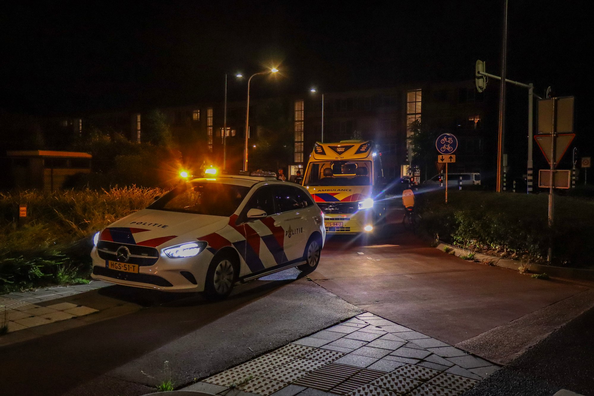 Fatbiker gewond na aanrijding met auto op Gerbrandyweg in Leeuwarden