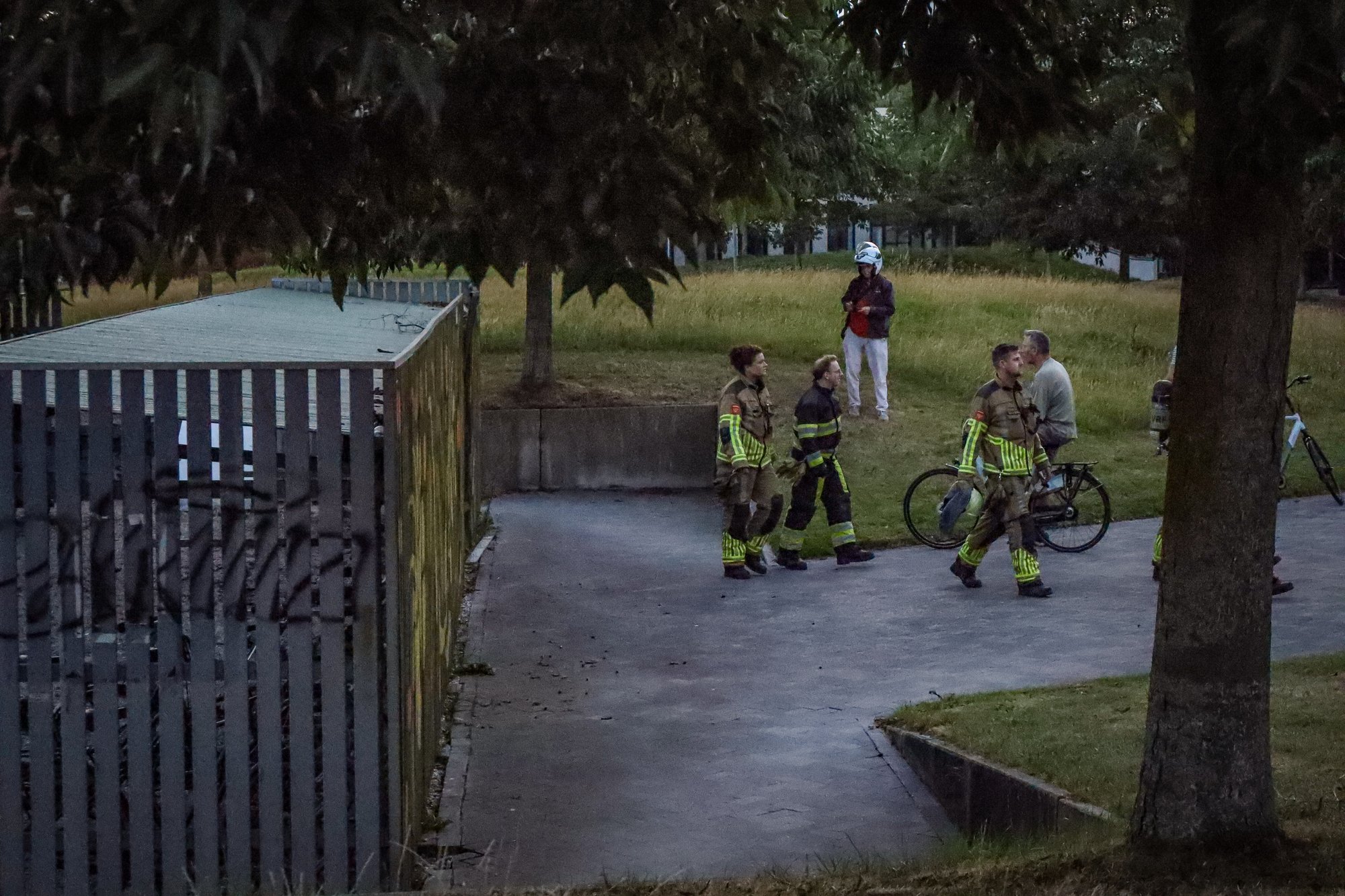 Fiets volledig uitgebrand aan Dokkumertrekweg in Leeuwarden
