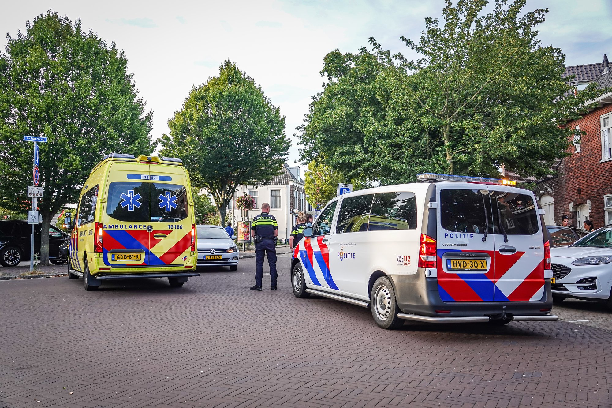 Fietser gewond bij aanrijding met auto op Heereweg in Lisse