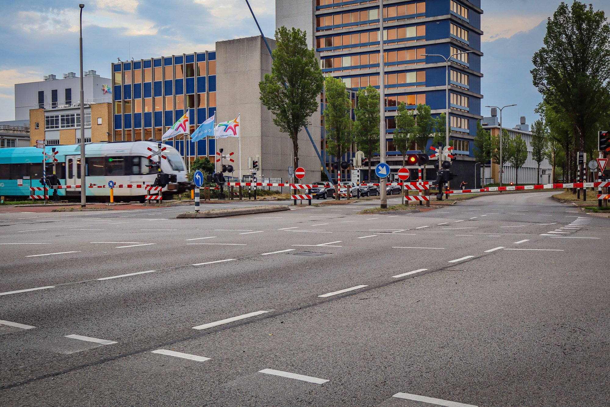 Kruispunt bij Willem Lodewijkstraat in Leeuwarden zes weken afgesloten voor autoverkeer