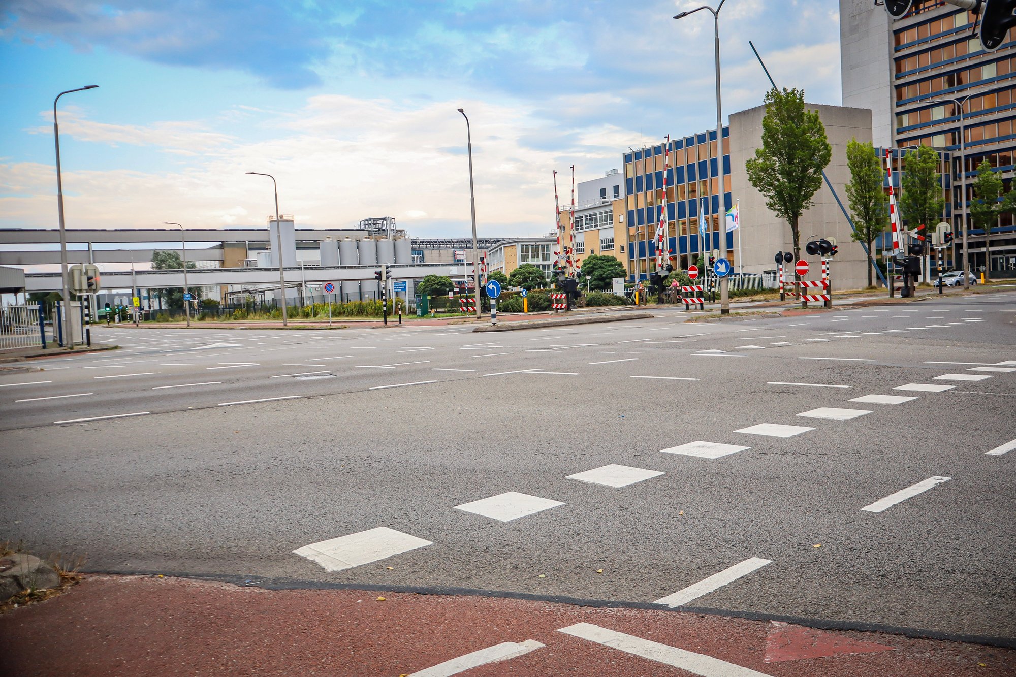 Kruispunt bij Willem Lodewijkstraat in Leeuwarden zes weken afgesloten voor autoverkeer