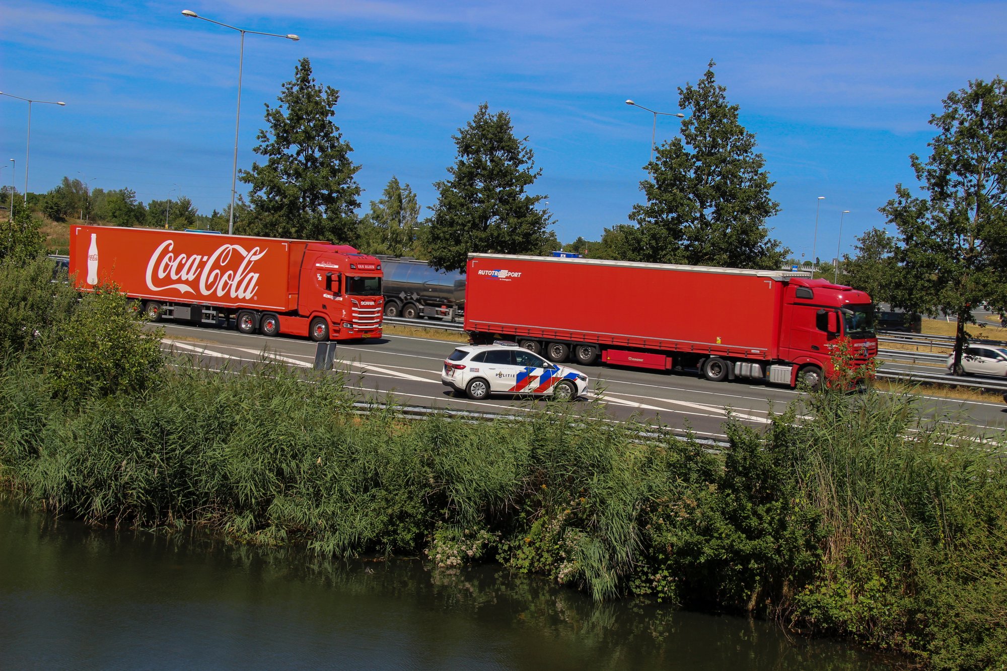 Ongeval tussen vrachtwagen en personenauto zorgt voor verkeershinder op A2 bij ’s-Hertogenbosch