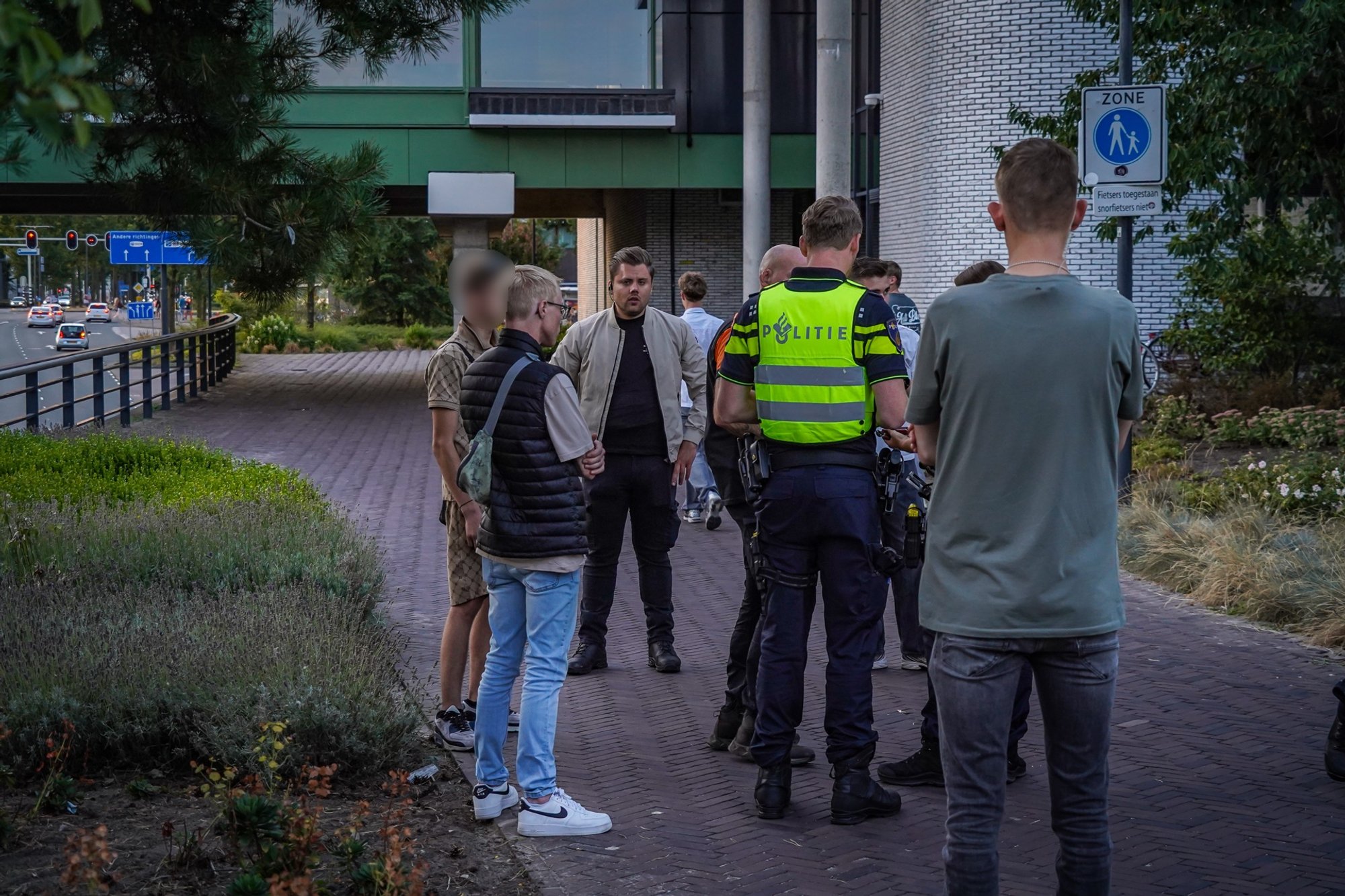 Persoon met inbrekerswerktuig van Gouden Pijl Festival verwijderd