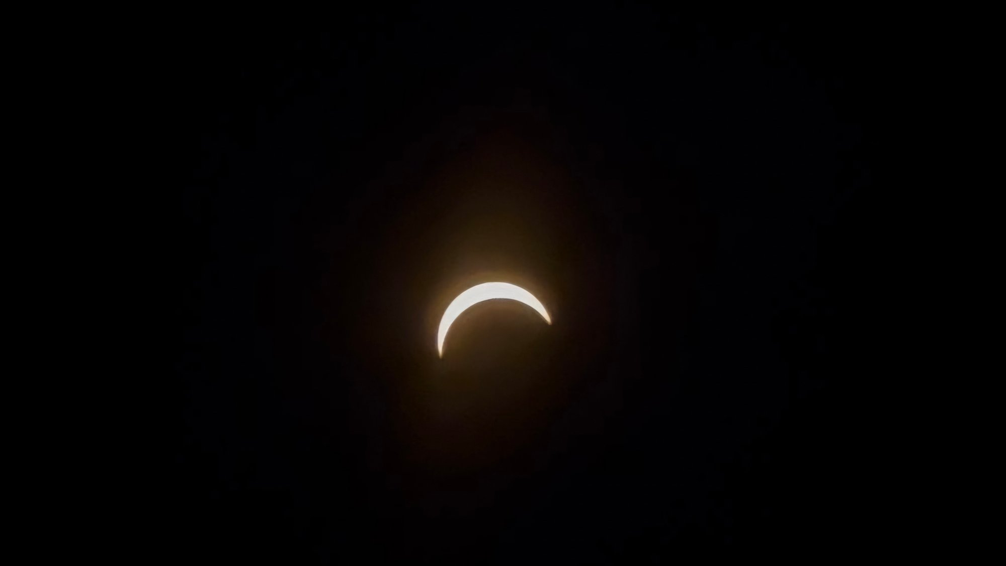 Veel bekijks bij zonsverduistering in Groningen